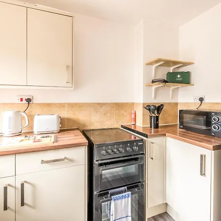 Temple Wall - Families, Contractors - Free Parking By Prescott Apartments بيت للعطل بريستول