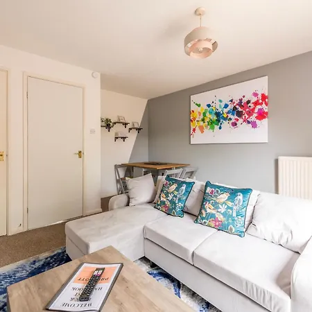 Temple Wall - Families, Contractors - Free Parking By Prescott Apartments * بريستول