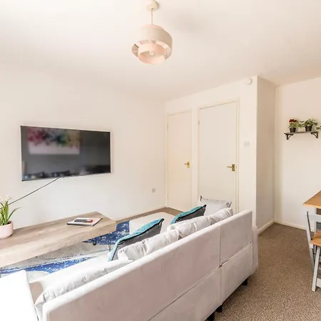 Будинок відпочинку Temple Wall - Contractors, Families - Free Parking By Prescott Apartments Бристоль