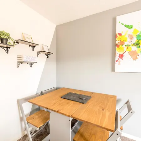 Temple - Families, Contractors - Free Parking By Prescott Бристоль